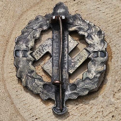 Original WWII German SA Sports Badge in Bronze - Image 2